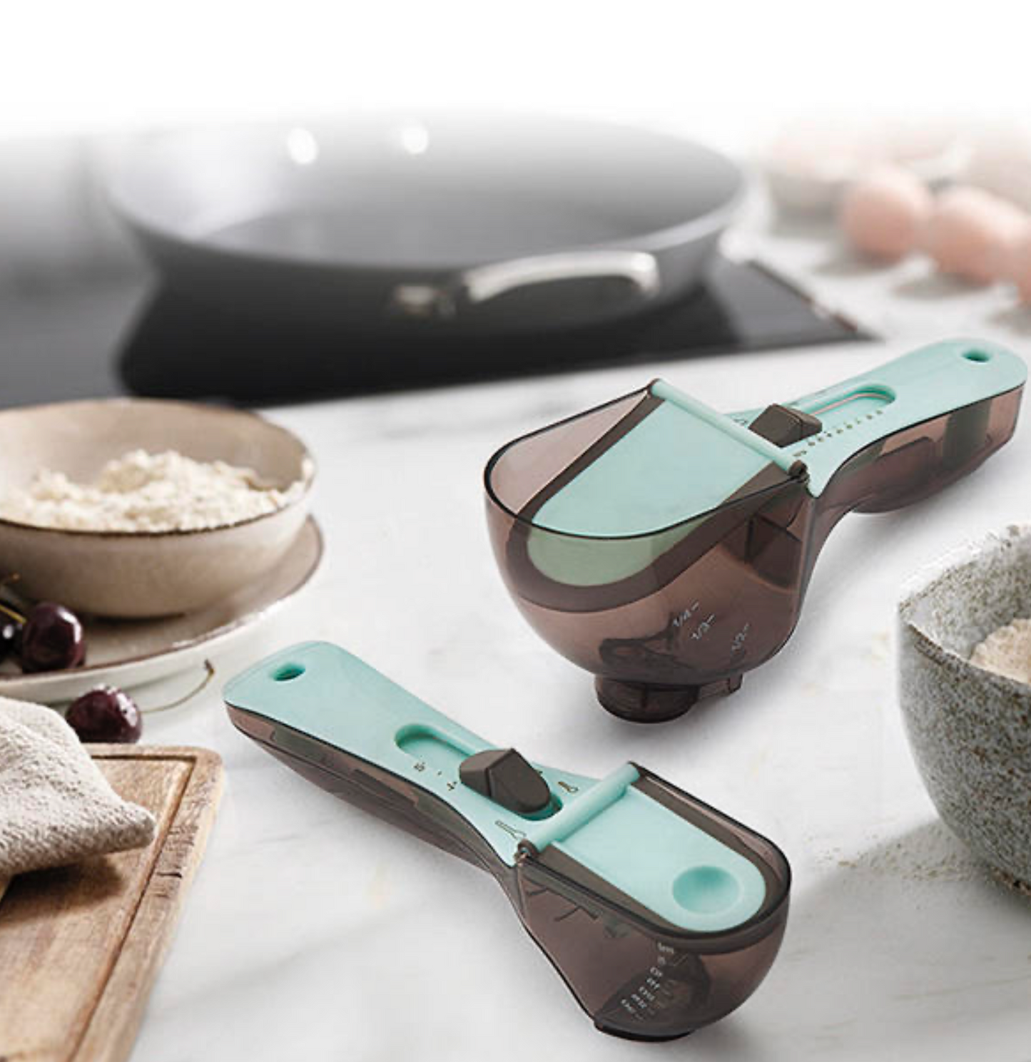 Adjustable Measuring Cup & Spoon